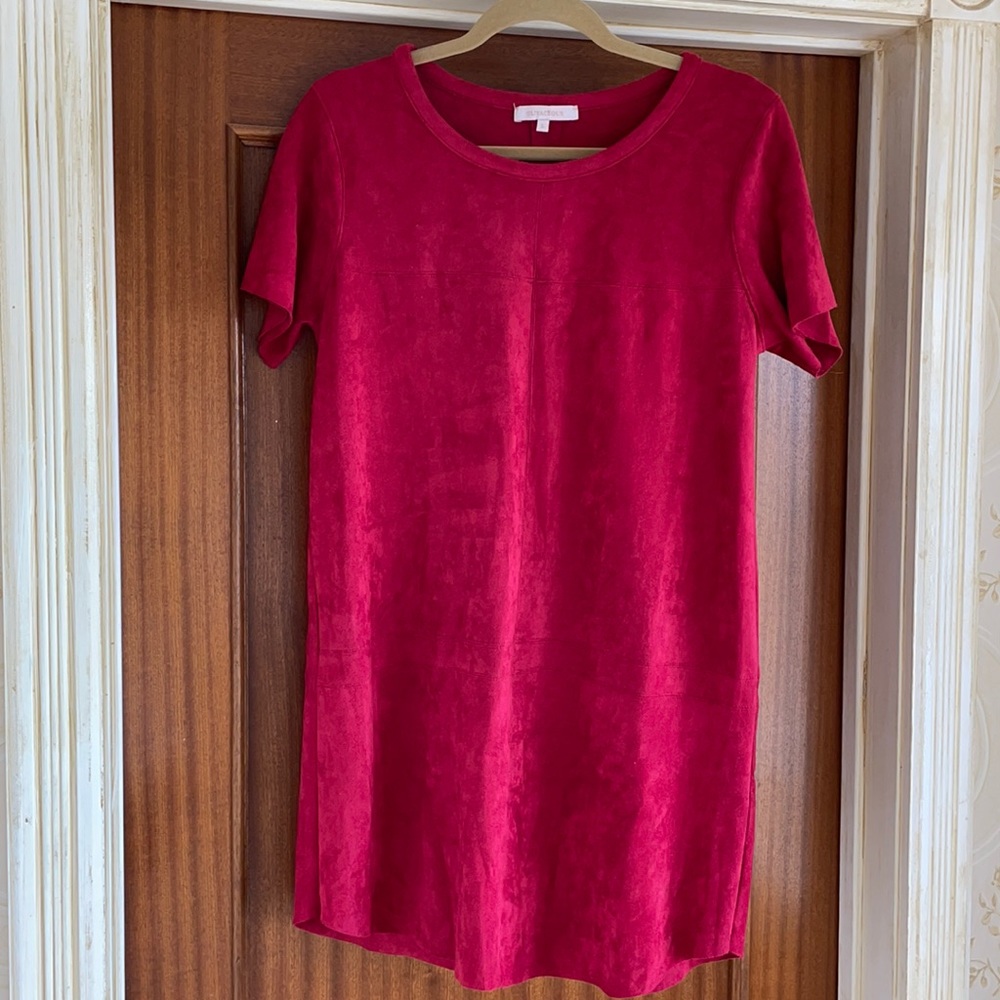 Suede-like tee shirt dress